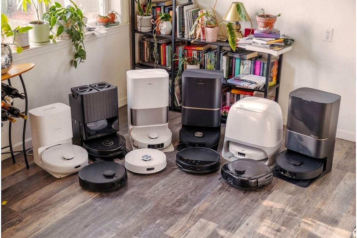 robot vacuum cleaner evaluating home floor types